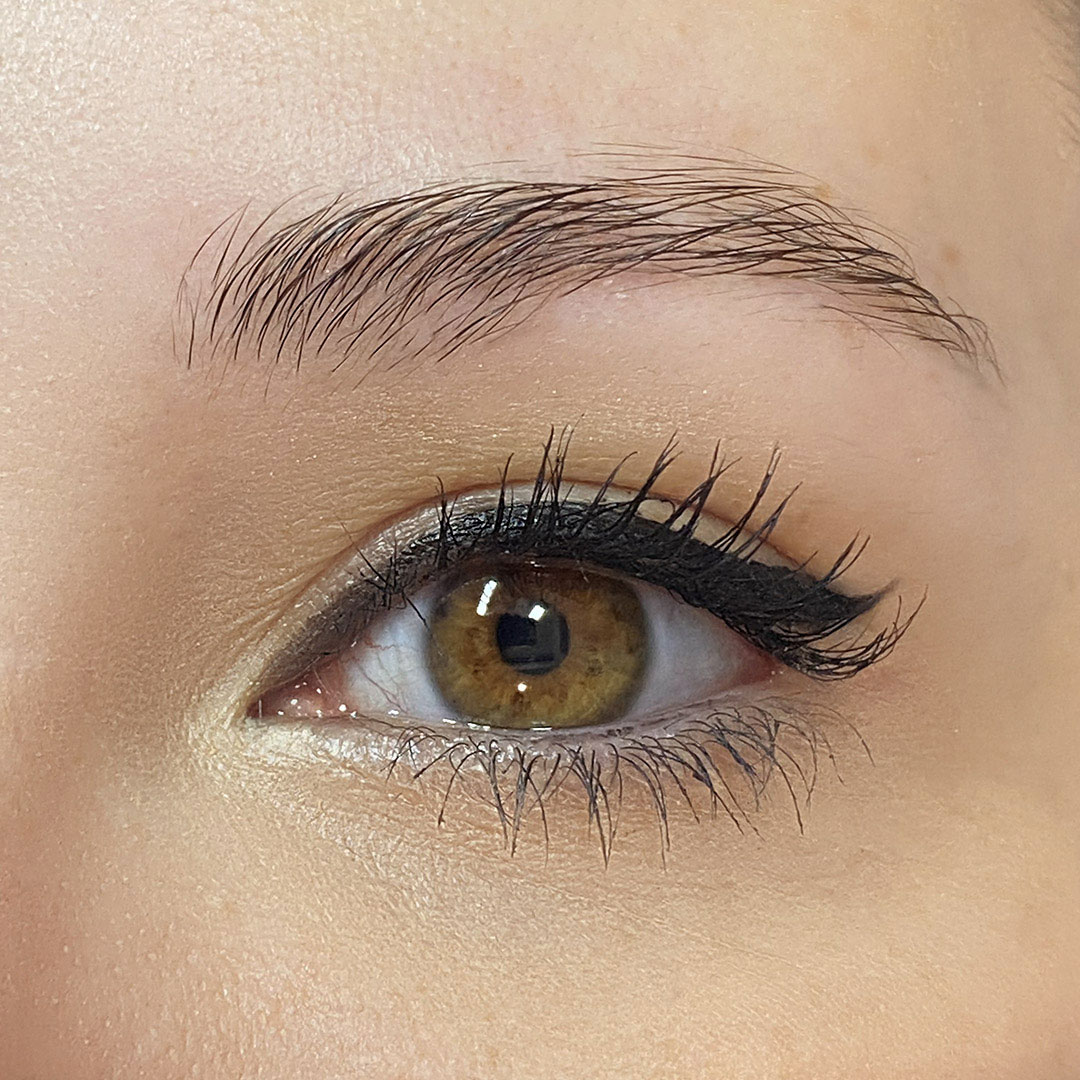 Before-Microblading-Eyebrow-www.cosmeticbybanou