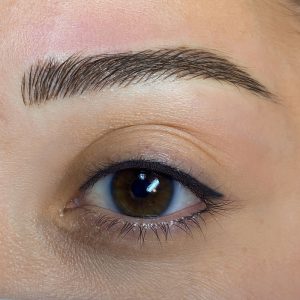 Eyeliner-Upper-and-Eyebrow-Microblading-cosmeticbybanou