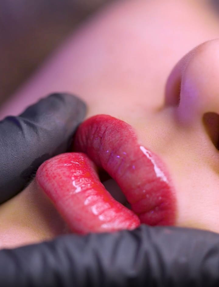 Bold and Defined Lip Blush Makeover Cosmeticbybanou