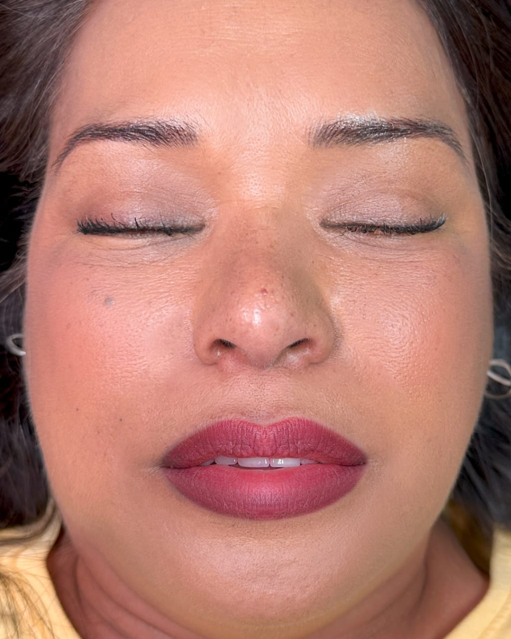 Dark Lip Neutralization with Natural Color Correction by Nancy Akbari Cosmeticbyabnou