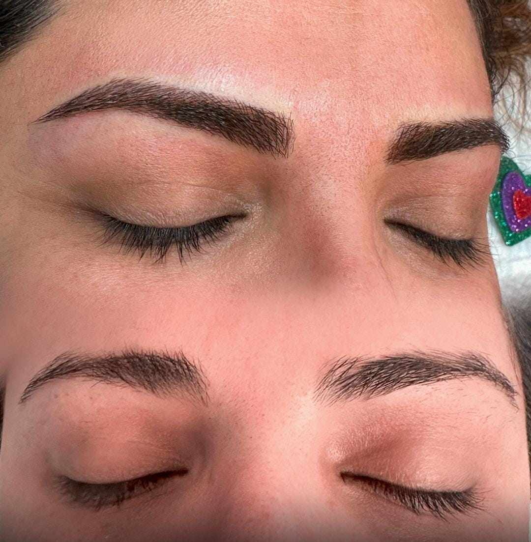 Natural Microblading Eyebrow by Nancy Akbari Cosmeticbybanou